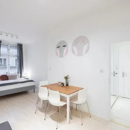Apartament Vast Old Town For 3